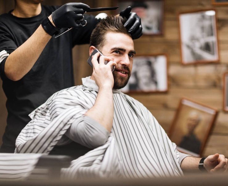 calling-in-barbershop-2RU2M7F.jpg